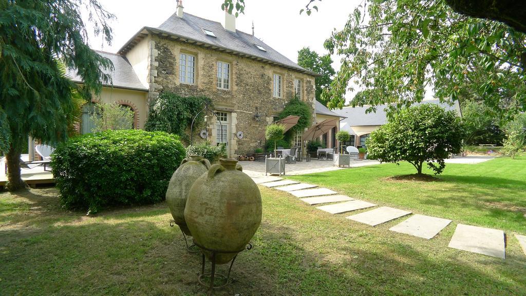Les Demeures De Marie Bed & Breakfast Pace  ภายนอก รูปภาพ